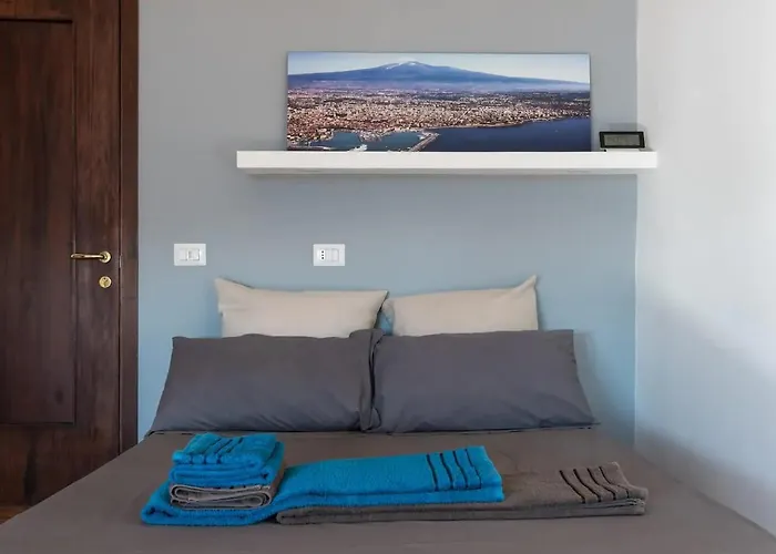 Sunny & Cozy Centro Storico 卡塔尼亚